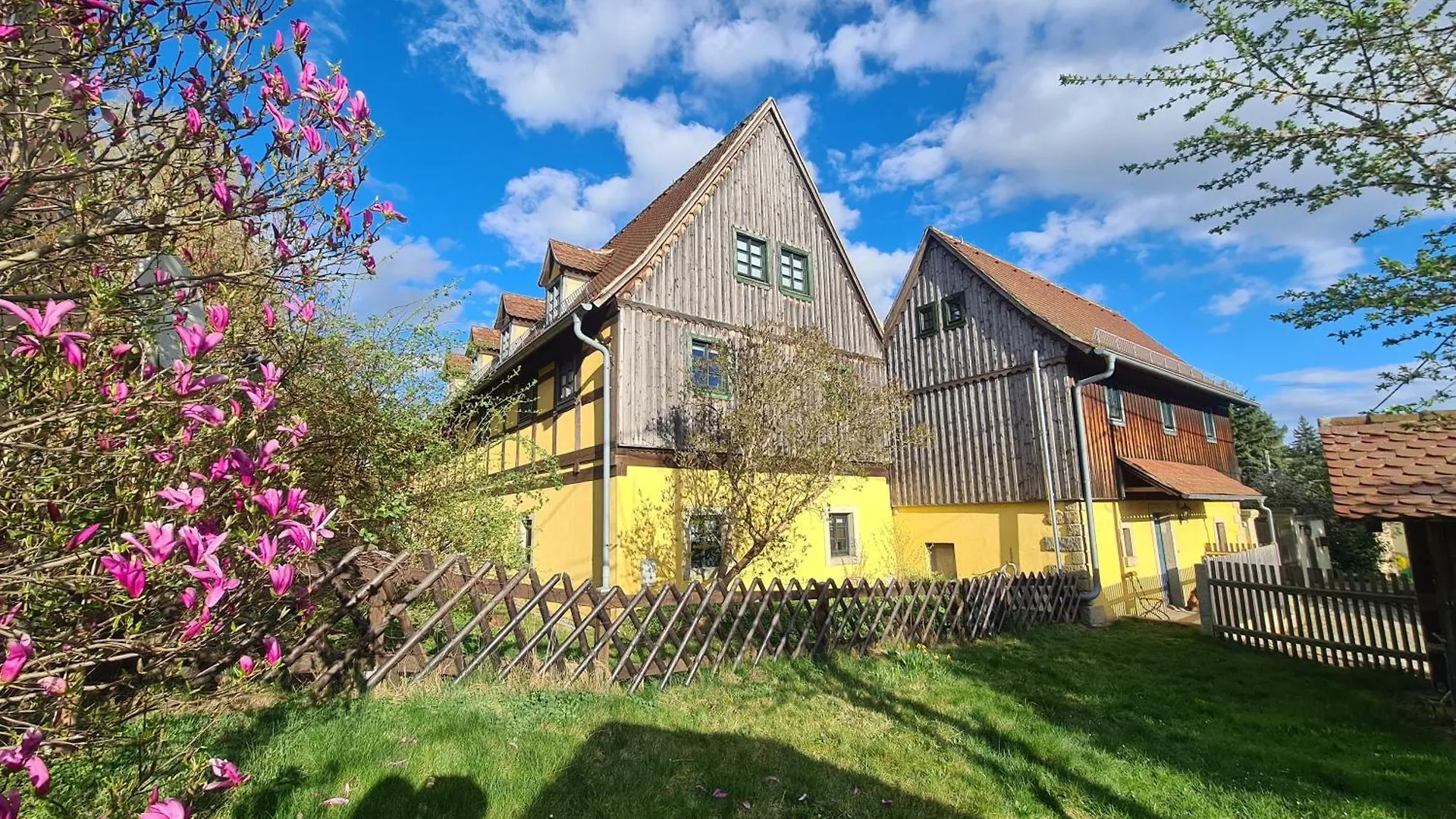 Feriehus Gastehaus Zum Rosengarten Dresden Tyskland